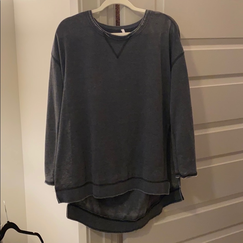 NWOT Z supply graphite weekender size xs